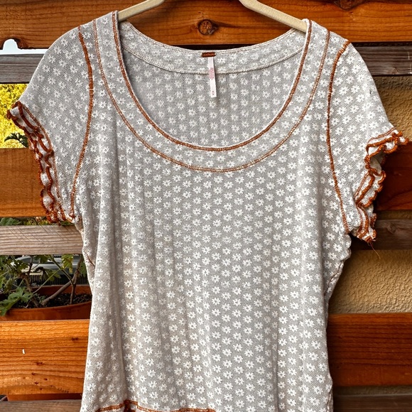 Free People Tops - Free People Cream and Brown Floral Short Sleeve Tee Size Small